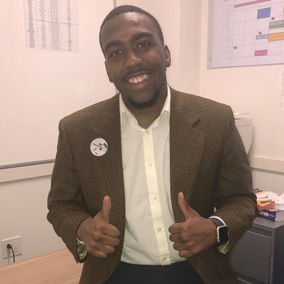 Meet your Posher, Khalid - Picture 1 of 1